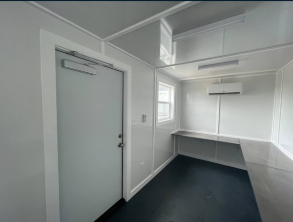 Container with Air Condition - Image 2